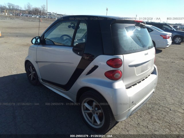 Photo 2 VIN: WMEEJ3BA1FK812626 - SMART FORTWO 