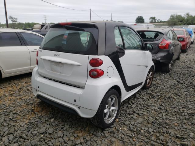 Photo 3 VIN: WMEEJ3BA1FK813713 - SMART FORTWO PUR 