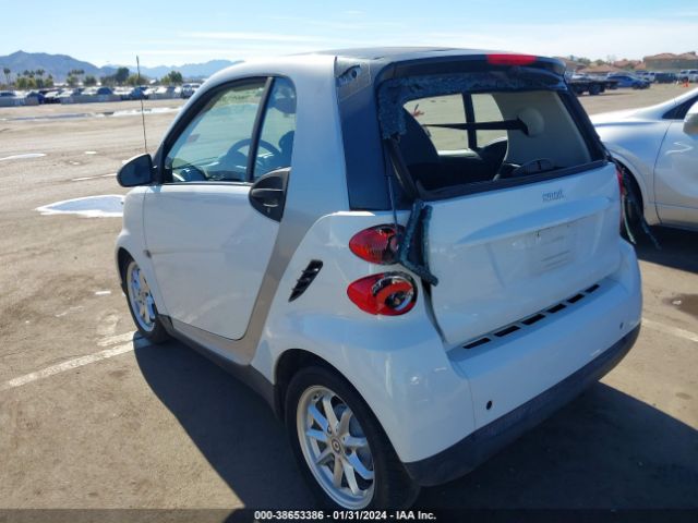 Photo 2 VIN: WMEEJ3BA2AK418299 - SMART FORTWO 