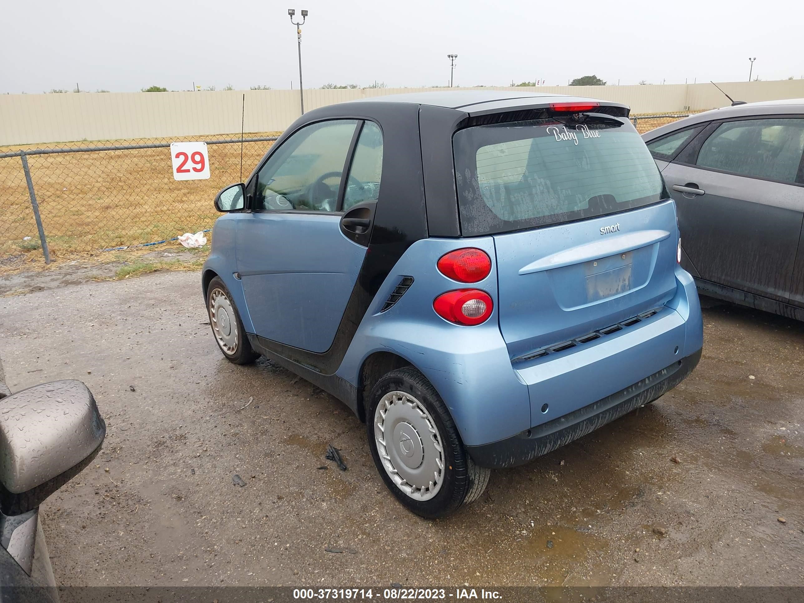 Photo 2 VIN: WMEEJ3BA2BK426386 - SMART FORTWO 