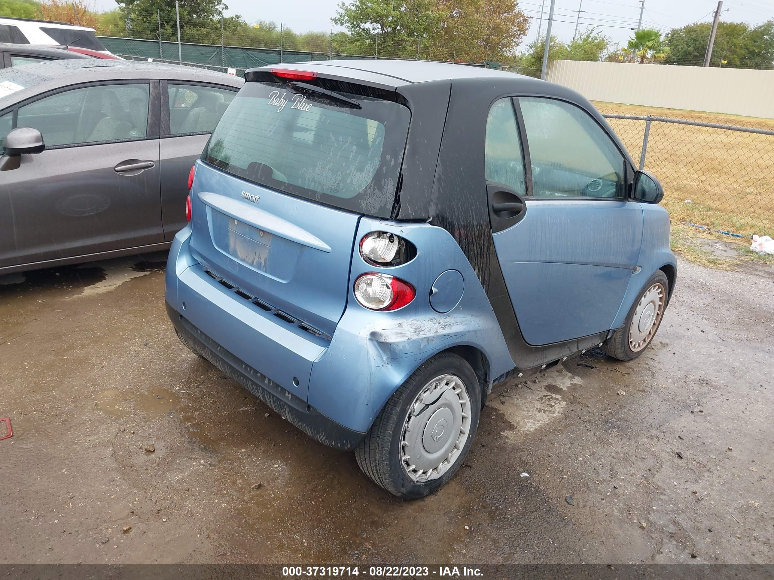 Photo 3 VIN: WMEEJ3BA2BK426386 - SMART FORTWO 