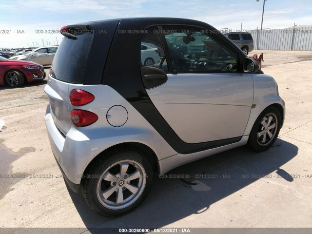 Photo 3 VIN: WMEEJ3BA2CK524495 - SMART FORTWO 