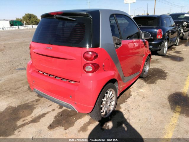 Photo 3 VIN: WMEEJ3BA2DK677024 - SMART FORTWO 