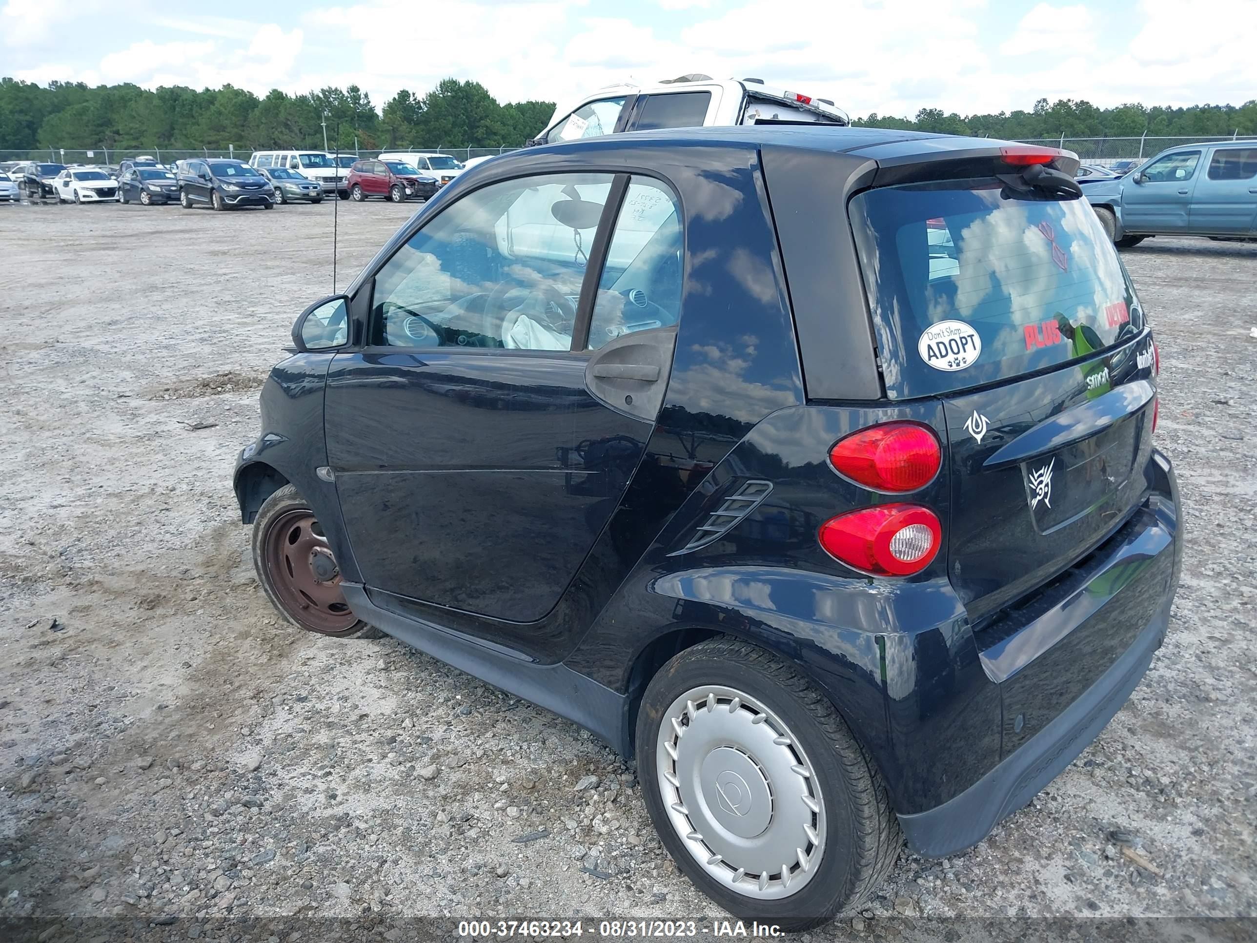 Photo 2 VIN: WMEEJ3BA2EK774810 - SMART FORTWO 