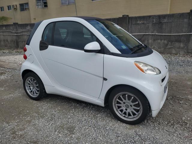 Photo 3 VIN: WMEEJ3BA3BK470400 - SMART FORTWO 