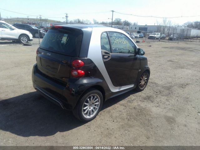 Photo 3 VIN: WMEEJ3BA3DK590300 - SMART FORTWO 