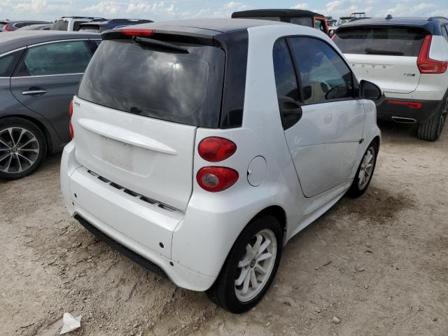 Photo 2 VIN: WMEEJ3BA3DK649796 - SMART FORTWO PUR 