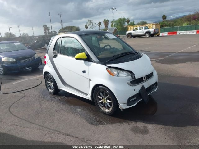 Photo 0 VIN: WMEEJ3BA3EK742433 - SMART FORTWO 