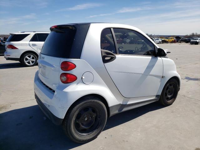 Photo 2 VIN: WMEEJ3BA3EK748071 - SMART FORTWO PUR 