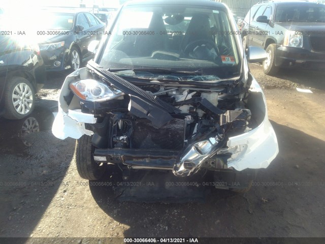 Photo 5 VIN: WMEEJ3BA3FK794825 - SMART FORTWO 