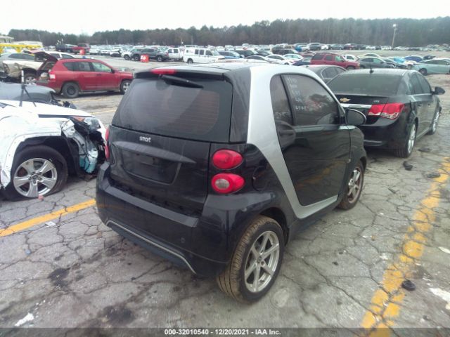 Photo 3 VIN: WMEEJ3BA3FK799703 - SMART FORTWO 