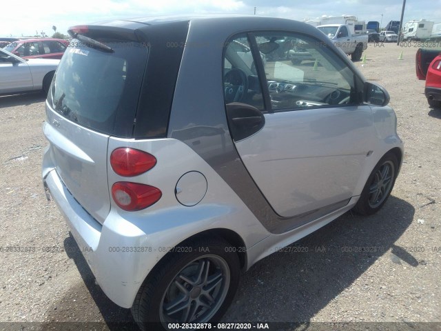 Photo 3 VIN: WMEEJ3BA3FK800221 - SMART FORTWO 