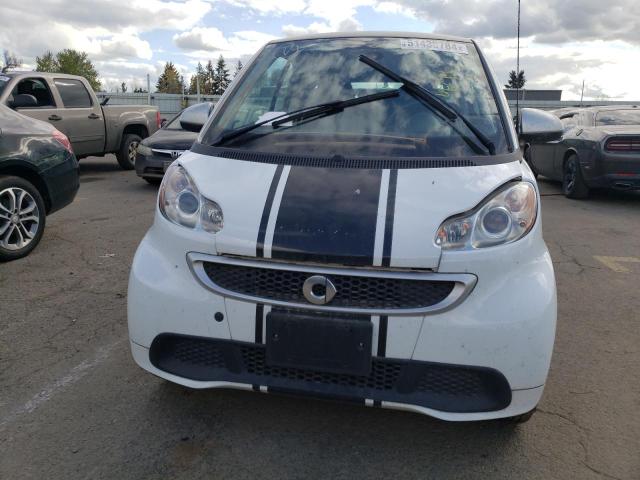 Photo 4 VIN: WMEEJ3BA3FK807220 - SMART FORTWO 