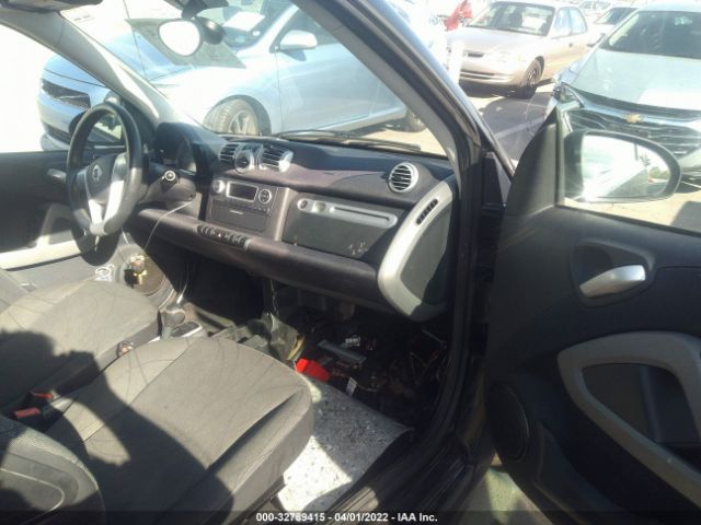 Photo 4 VIN: WMEEJ3BA3FK809114 - SMART FORTWO 