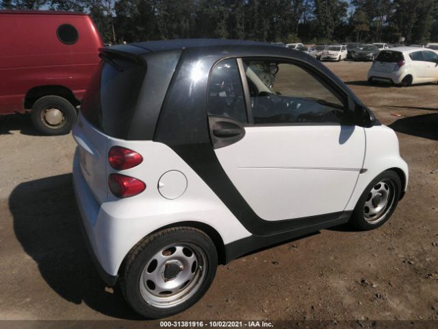 Photo 3 VIN: WMEEJ3BA4BK438653 - SMART FORTWO 