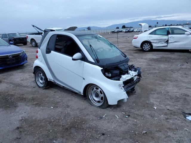 Photo 3 VIN: WMEEJ3BA4CK572855 - SMART FORTWO PUR 