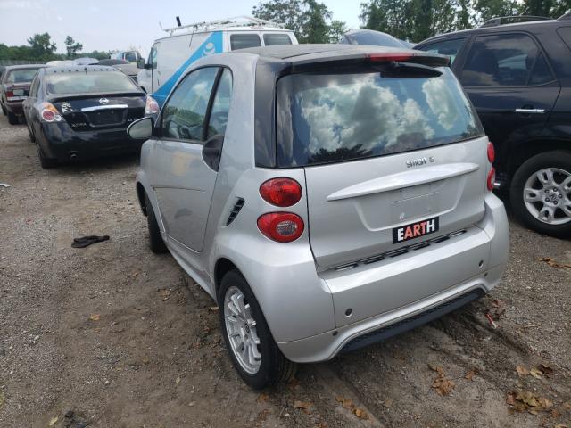 Photo 2 VIN: WMEEJ3BA4DK588703 - SMART FORTWO PUR 