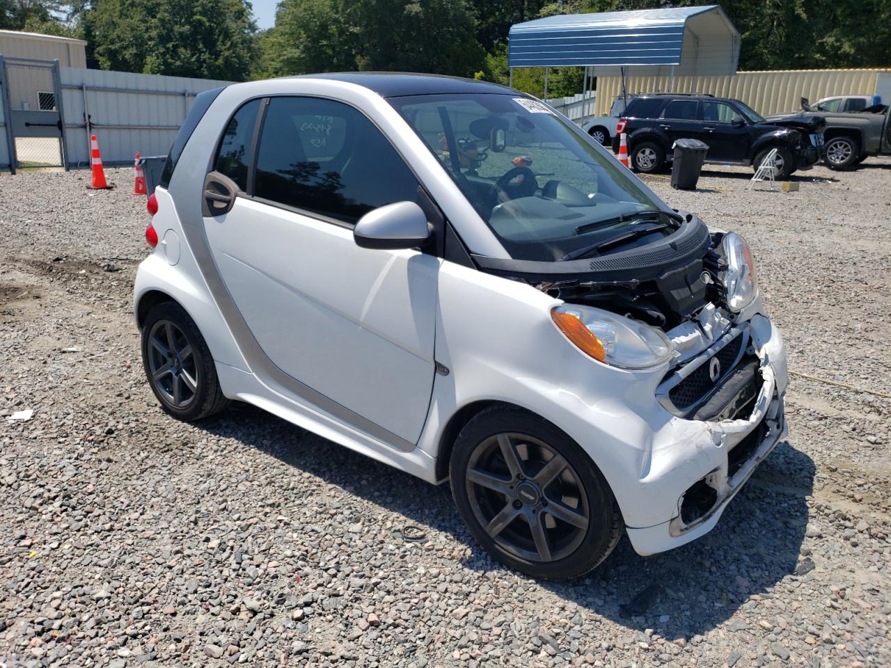 Photo 3 VIN: WMEEJ3BA4DK634546 - SMART FORTWO 