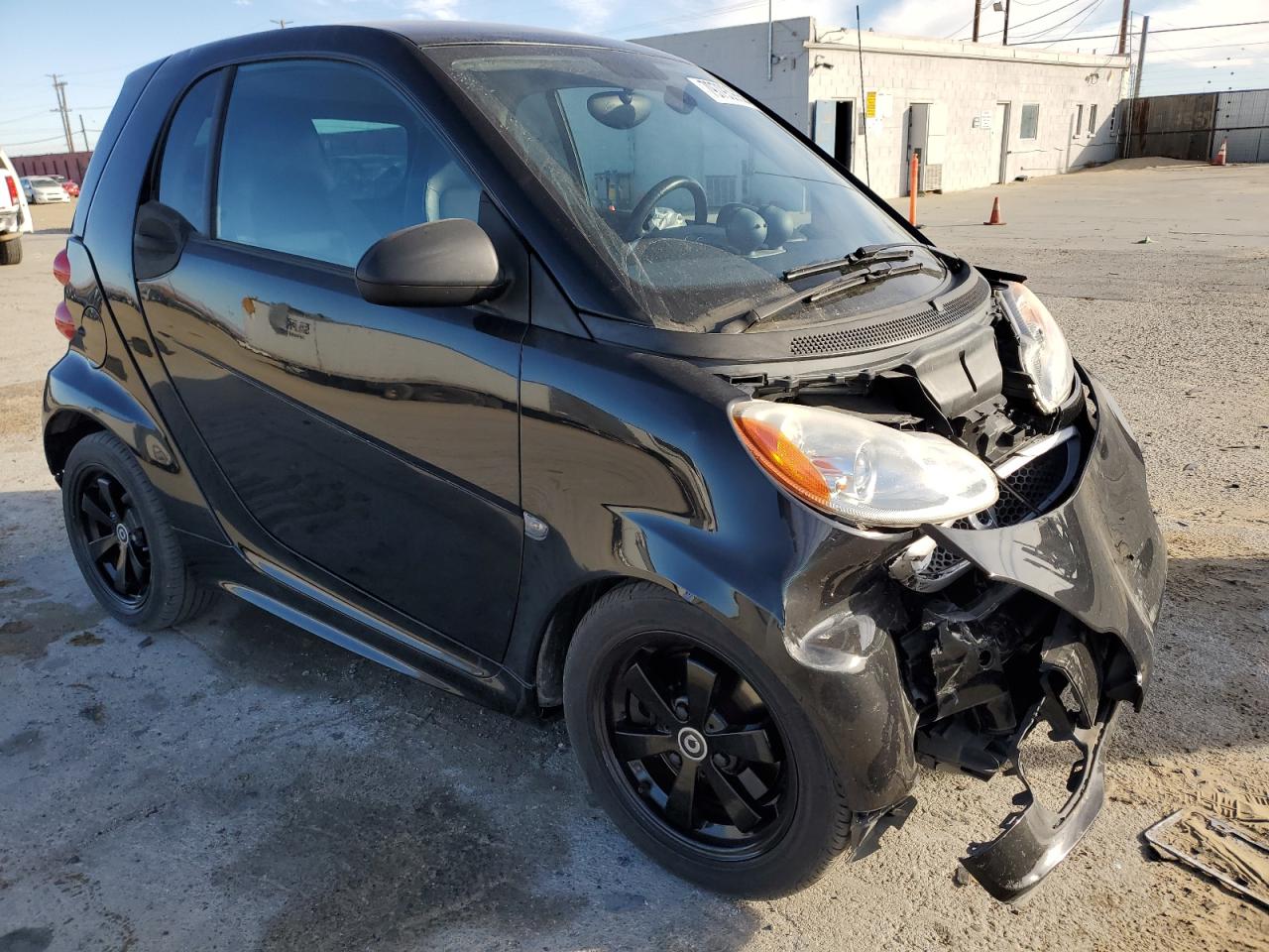 Photo 3 VIN: WMEEJ3BA4DK714543 - SMART FORTWO 