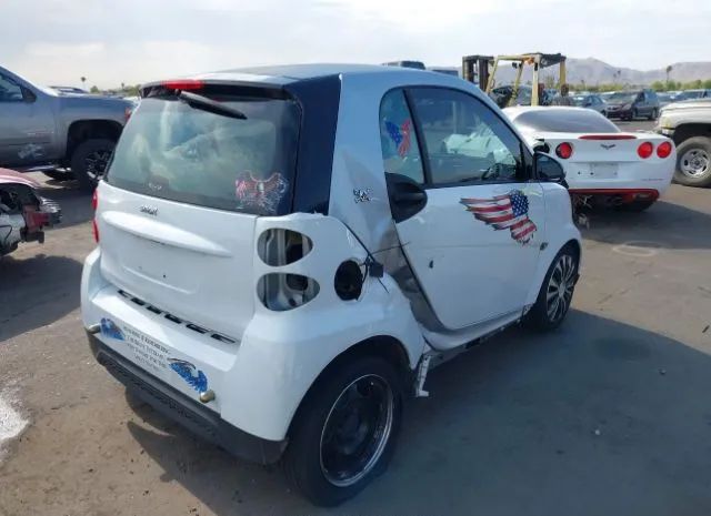 Photo 3 VIN: WMEEJ3BA4EK753618 - SMART FORTWO 