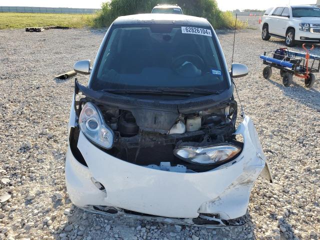 Photo 4 VIN: WMEEJ3BA4FK811986 - SMART FORTWO 