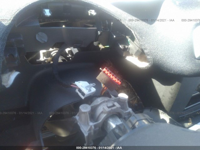 Photo 6 VIN: WMEEJ3BA4FK820882 - SMART FORTWO 