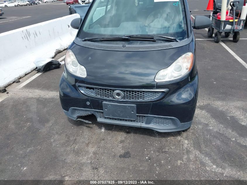 Photo 5 VIN: WMEEJ3BA5DK633826 - SMART FORTWO 