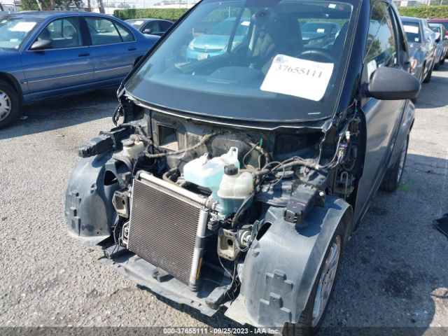 Photo 5 VIN: WMEEJ3BA5EK743650 - SMART FORTWO 