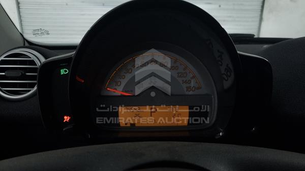 Photo 13 VIN: WMEEJ3BA5EK762697 - SMART FORTWO 