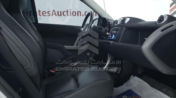 Photo 19 VIN: WMEEJ3BA5EK762697 - SMART FORTWO 