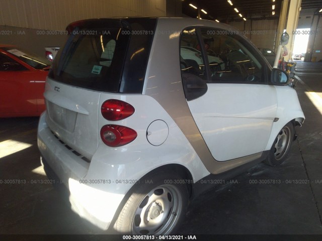 Photo 3 VIN: WMEEJ3BA5EK786739 - SMART FORTWO 