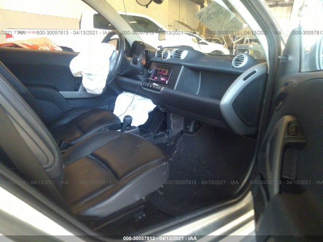 Photo 4 VIN: WMEEJ3BA5EK786739 - SMART FORTWO 