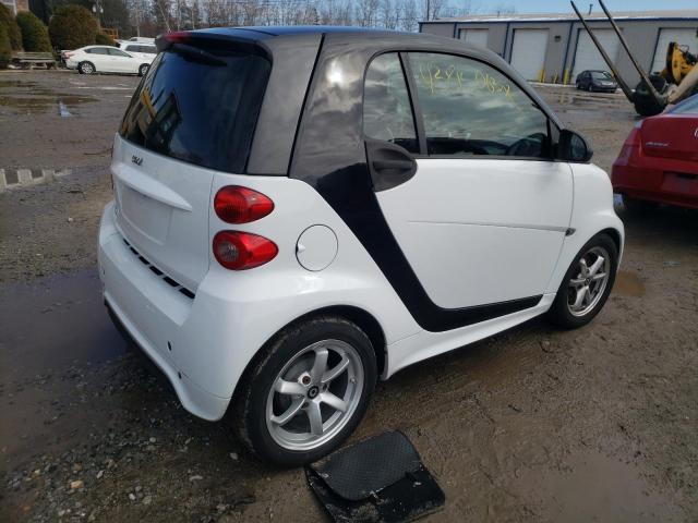 Photo 2 VIN: WMEEJ3BA5FK804268 - SMART FORTWO PUR 