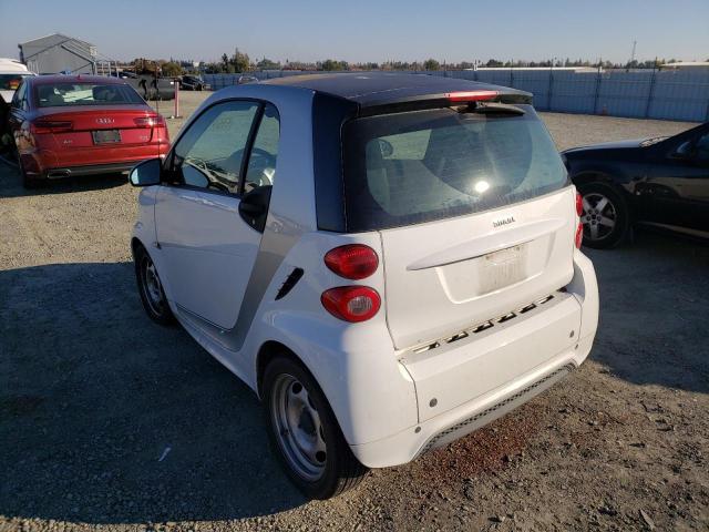 Photo 2 VIN: WMEEJ3BA5FK811771 - SMART FORTWO PUR 