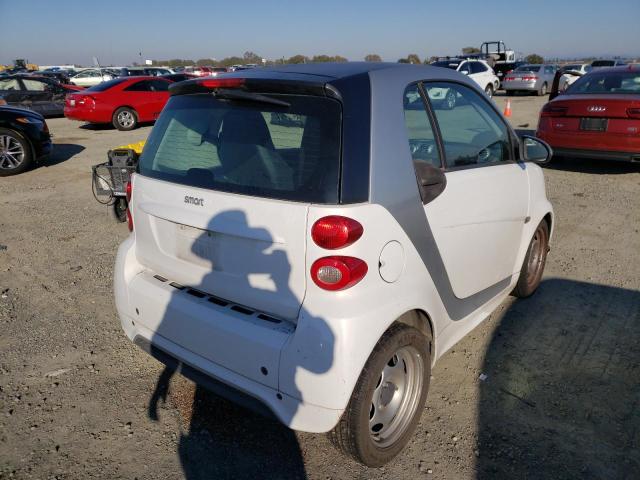 Photo 3 VIN: WMEEJ3BA5FK811771 - SMART FORTWO PUR 