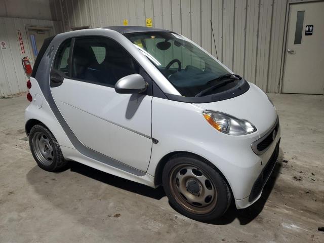 Photo 3 VIN: WMEEJ3BA5FK814542 - SMART FORTWO PUR 