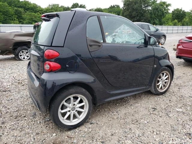 Photo 2 VIN: WMEEJ3BA5FK819501 - SMART FORTWO PUR 