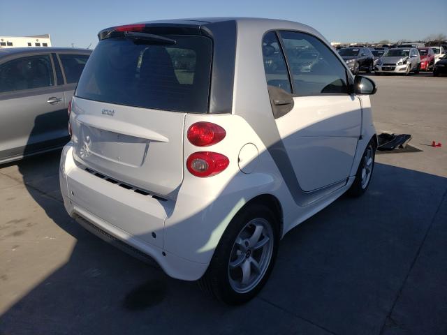 Photo 3 VIN: WMEEJ3BA5FK820812 - SMART FORTWO 