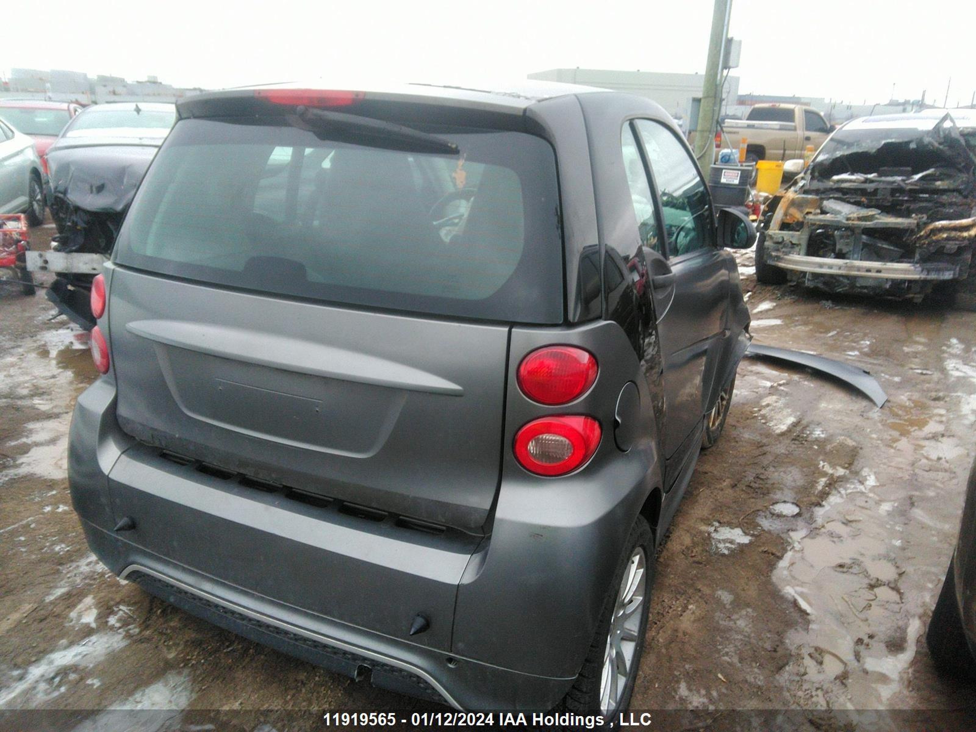 Photo 3 VIN: WMEEJ3BA6DK602424 - SMART FORTWO 