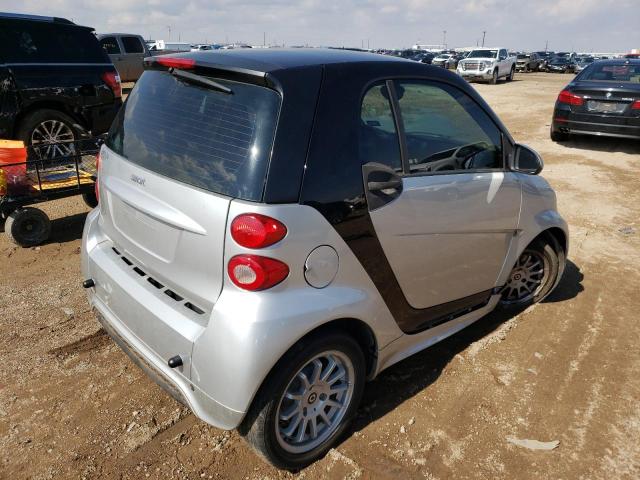 Photo 3 VIN: WMEEJ3BA6DK679262 - SMART FORTWO PUR 