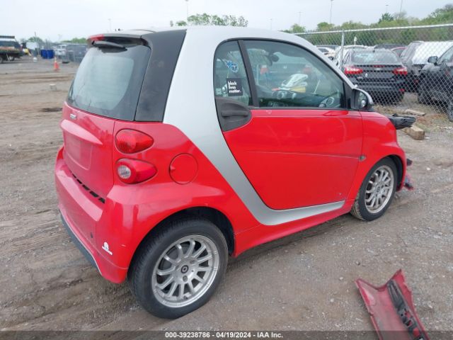 Photo 3 VIN: WMEEJ3BA6DK700949 - SMART FORTWO 