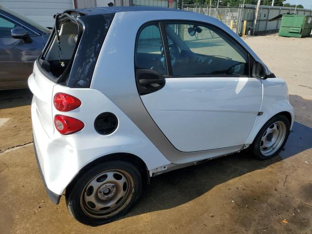 Photo 2 VIN: WMEEJ3BA6FK798996 - SMART FORTWO 