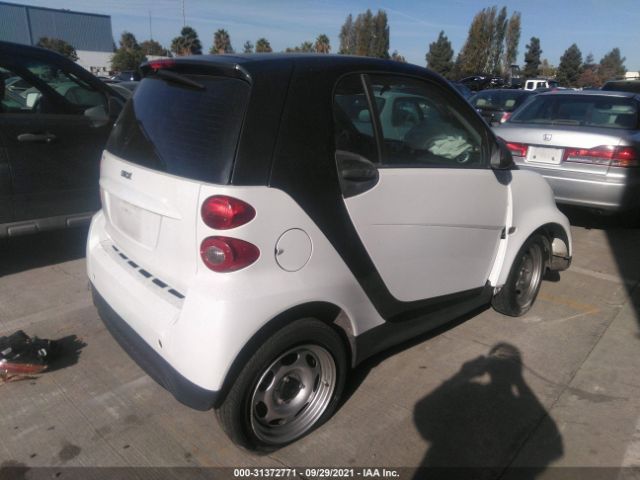 Photo 3 VIN: WMEEJ3BA6FK804327 - SMART FORTWO 