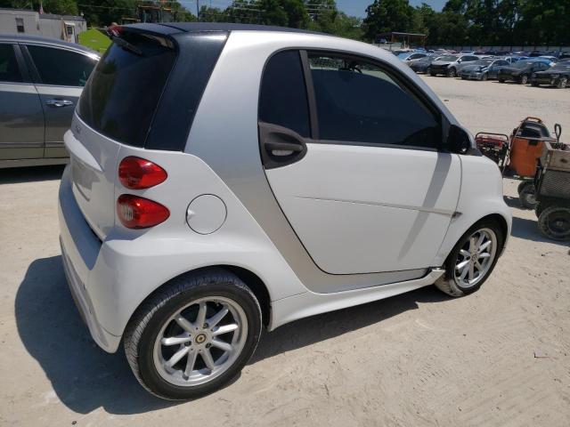 Photo 2 VIN: WMEEJ3BA6FK812847 - SMART FORTWO 