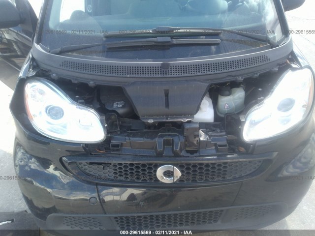 Photo 9 VIN: WMEEJ3BA6FK813643 - SMART FORTWO 