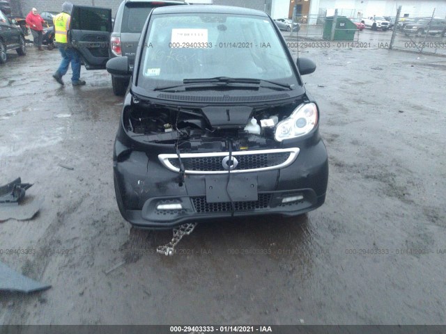 Photo 5 VIN: WMEEJ3BA6FK816204 - SMART FORTWO 