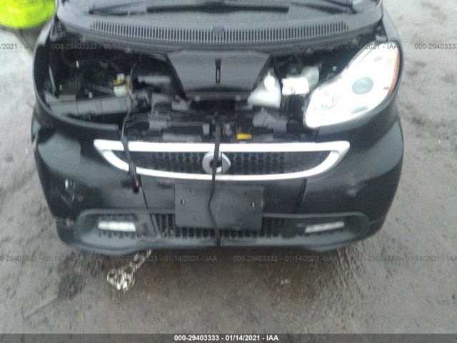 Photo 9 VIN: WMEEJ3BA6FK816204 - SMART FORTWO 