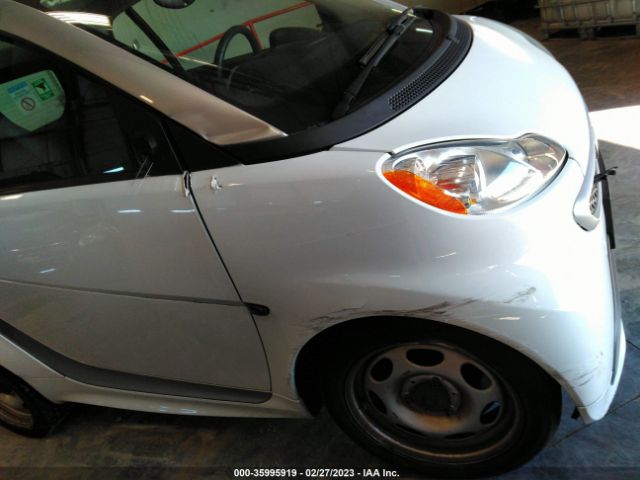 Photo 5 VIN: WMEEJ3BA7FK807964 - SMART FORTWO 