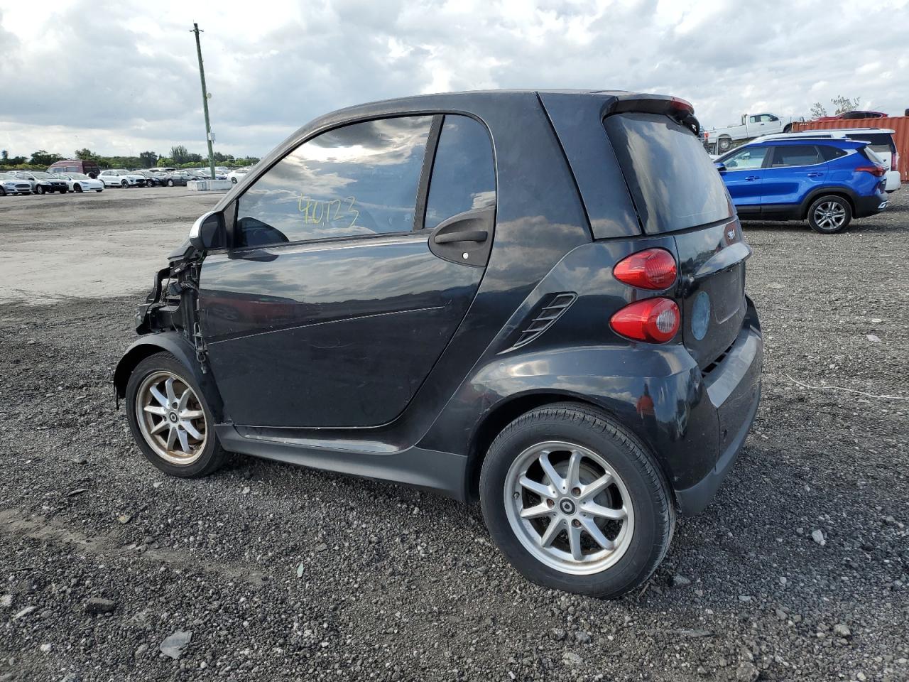 Photo 1 VIN: WMEEJ3BA8BK423802 - SMART FORTWO 