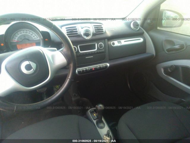 Photo 4 VIN: WMEEJ3BA8BK427106 - SMART FORTWO 